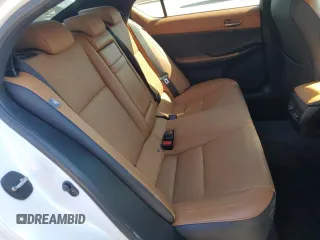 2021 Lexus IS 300 z VIN JTHCA1D23M5114920, wystawiony jako Copart lot #52123415 z przebiegiem 48 264 mil mil oraz Szkoda całkowita • Salvage title. Historia ofert i sprzedaży dostępna na DreamBid. Obrazek 10.