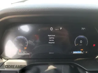 2025 Jeep Grand Cherokee Altitude X z VIN 1C4RJHAG9SC304850, wystawiony jako Copart lot #59705785 z przebiegiem 484 mil mil oraz Szkoda całkowita • Salvage title. Historia ofert i sprzedaży dostępna na DreamBid. Obrazek 9.