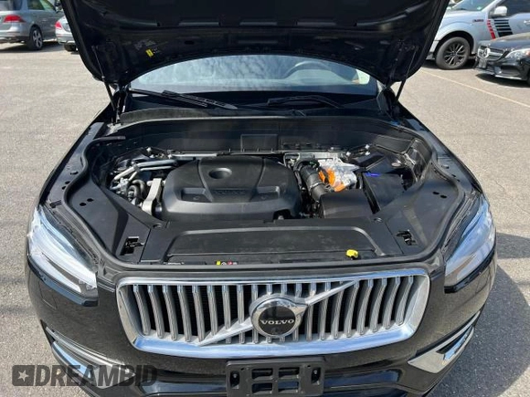 2023 Volvo XC90 Plus Bright Theme with VIN YV4H60CN8P1985514, listed as a Copart auction lot 60407985 with 117,257 mi miles and Clean title. Bid and sale history available at DreamBid. Image 8.