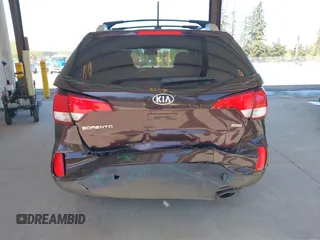 2014 Kia Sorento LX with VIN 5XYKT4A61EG435606, listed as a IAAI auction lot 42075423 with 112,474 mi miles and . Bid and sale history available at DreamBid. Image 6.