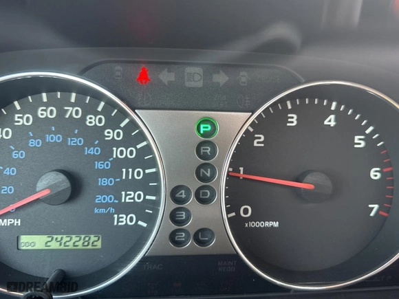 2006 Toyota Land Cruiser with VIN JTEHT05J062080596, listed as a Copart auction lot 80646614 with 242,282 mi miles and Clean Title. Bid and sale history available at carsss.com. Image 8.