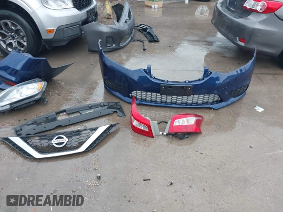 2016 Nissan Sentra SV with VIN 3N1AB7AP3GY211554, listed as a IAAI auction lot 42098979 with 101,742 mi miles and . Bid and sale history available at DreamBid. Image 12.