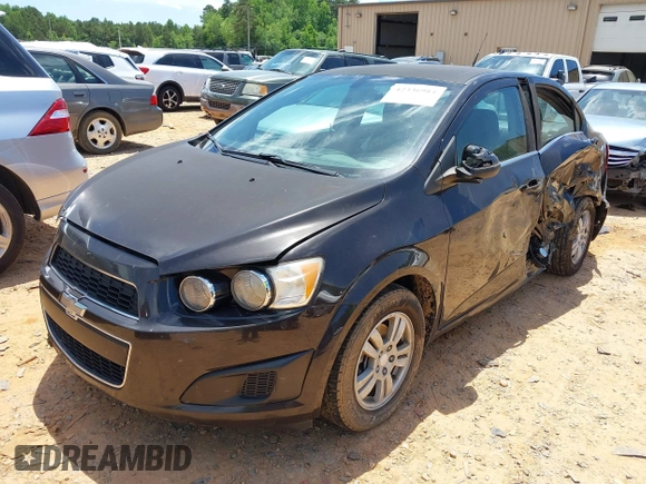 2014 Chevrolet Sonic LT с VIN 1G1JC5SH3E4139348, выставлен на аукционе IAAI как лот 42336984 с пробегом Не указан миль и . История ставок и продаж доступна на DreamBid. Изображение 17.