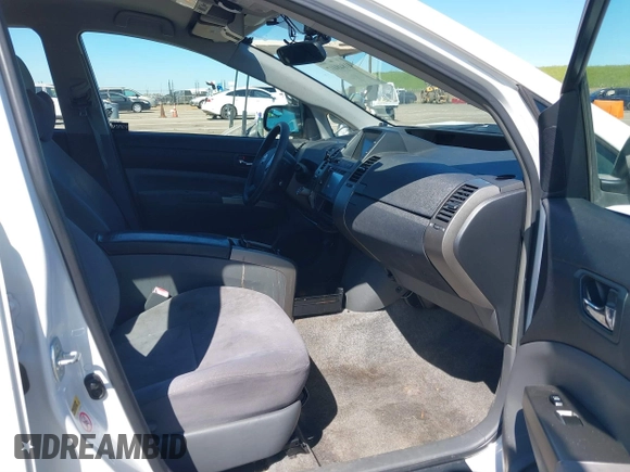 2007 Toyota Prius with VIN JTDKB20U977586376, listed as a IAAI auction lot 41848417 with 131,648 mi miles and . Bid and sale history available at DreamBid. Image 5.