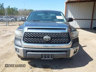 2018 Toyota Tundra 2WD SR5 with VIN 5TFEY5F19JX229779, listed as a IAAI auction lot 41718984 with 272,351 mi miles. Bid and sale history available at carsss.com. Image 13.