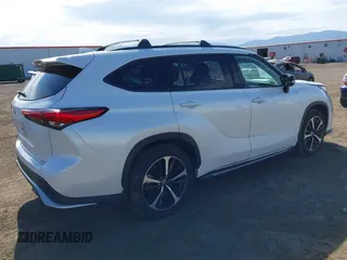 2022 Toyota Highlander XSE с VIN 5TDLZRAH1NS139084, выставлен на аукционе IAAI как лот 42497137 с пробегом 57 074 миль миль и . История ставок и продаж доступна на DreamBid. Изображение 4.