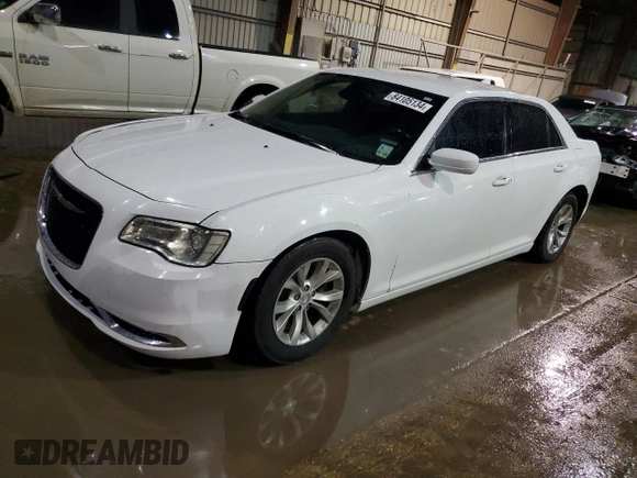 2015 Chrysler 300 Limited with VIN 2C3CCAAG5FH820184, listed as a Copart auction lot 84105134 with 210,459 mi miles and Salvage Title. Bid and sale history available at carsss.com. Image 1.
