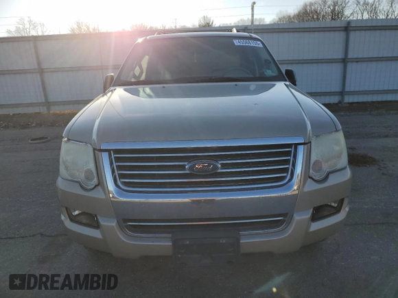 2007 Ford Explorer Limited с VIN 1FMEU75827UA80627, выставлен на аукционе Copart как лот 45568155 с пробегом 184 550 миль миль и Списание • Salvage title. История ставок и продаж доступна на DreamBid. Изображение 5.
