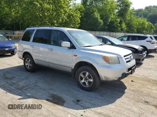 2008 Honda Pilot SE z VIN 5FNYF18398B037776, wystawiony jako Copart lot #60723815 z przebiegiem 241 169 mil mil oraz Szkoda całkowita • Salvage title. Historia ofert i sprzedaży dostępna na DreamBid. Obrazek 4.