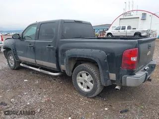 2008 Chevrolet Silverado 1500 LTZ with VIN 3GCEK13JX8G219680, listed as a IAAI auction lot 40938625 with 260,432 mi miles. Bid and sale history available at carsss.com. Image 3.