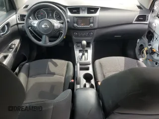 2018 Nissan Sentra SR z VIN 3N1AB7AP9JY232884, wystawiony jako Copart lot #53730575 z przebiegiem 73 989 mil mil oraz Szkoda całkowita • Salvage title. Historia ofert i sprzedaży dostępna na DreamBid. Obrazek 8.