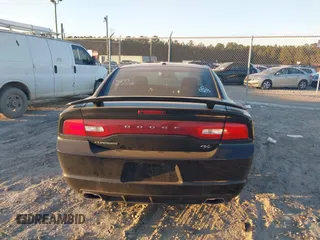 2013 Dodge Charger RT with VIN 2C3CDXCT4DH696609, listed as a IAAI auction lot 40979934 with 118,148 mi miles. Bid and sale history available at carsss.com. Image 15.
