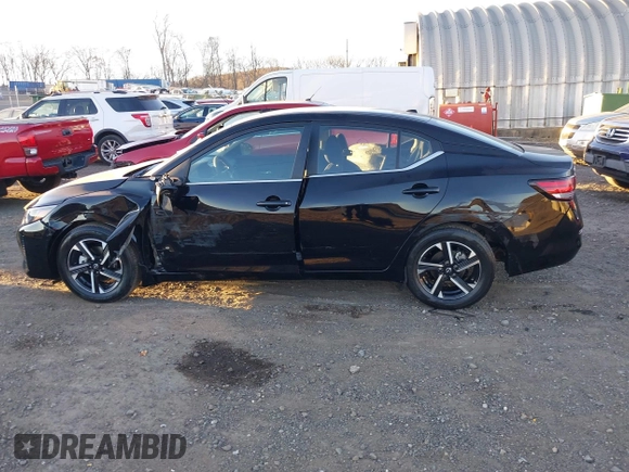 2024 Nissan Sentra SV with VIN 3N1AB8CVXRY367062, listed as a IAAI auction lot 40881630 with 39 mi miles and . Bid and sale history available at DreamBid. Image 14.