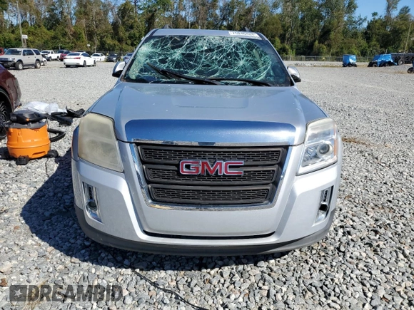 2010 GMC Terrain SLE-2 z VIN 2CTFLEEY5A6359631, wystawiony jako Copart lot #75246424 z przebiegiem 168 276 mil mil oraz Szkoda całkowita • Salvage title. Historia ofert i sprzedaży dostępna na DreamBid. Obrazek 5.