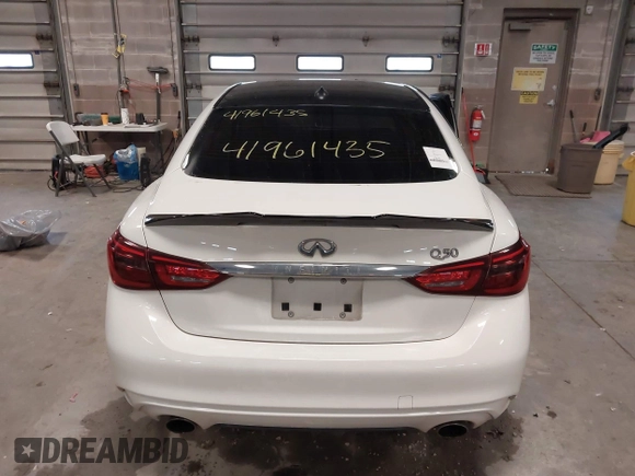 2018 Infiniti Q50 3.0t Luxe with VIN JN1EV7AR5JM436336, listed as a IAAI auction lot 41961435 with 87,671 mi miles. Bid and sale history available at carsss.com. Image 15.