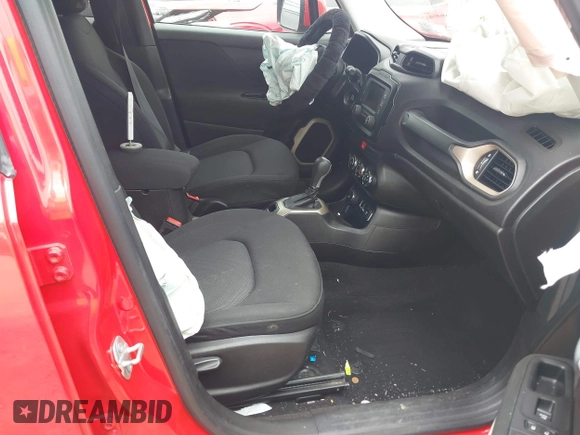 2017 Jeep Renegade Altitude z VIN ZACCJBBB9HPG33672, wystawiony jako IAAI lot #41912411 z przebiegiem 81 833 mil mil oraz . Historia ofert i sprzedaży dostępna na DreamBid. Obrazek 5.