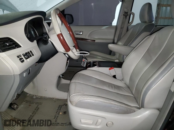 2013 Toyota Sienna XLE with VIN 5TDDK3DC7DS053587, listed as a Copart auction lot 51430625 with 157,860 mi miles and Salvage Title. Bid and sale history available at DreamBid. Image 7.