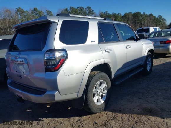 2022 Toyota 4Runner SR5 with VIN JTEEU5JR9N5255563, listed as a IAAI auction lot 41606548 with 18,254 mi miles. Bid and sale history available at carsss.com. Image 4.