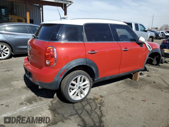 2014 MINI Countryman with VIN WMWZB3C56EWR41819, listed as a Copart auction lot 48149985 with 93,784 mi miles and Salvage Title. Bid and sale history available at DreamBid. Image 3.