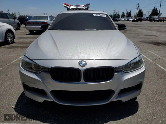 2018 BMW 3 Series 340i z VIN WBA8B3G5XJNV01401, wystawiony jako Copart lot #58819675 z przebiegiem 103 919 mil mil oraz Szkoda całkowita • Salvage title. Historia ofert i sprzedaży dostępna na DreamBid. Obrazek 5.