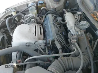 2000 Toyota Camry CE z VIN 4T1BG22K5YU972322, wystawiony jako IAAI lot #42098429 z przebiegiem 122 351 mil mil oraz . Historia ofert i sprzedaży dostępna na DreamBid. Obrazek 19.