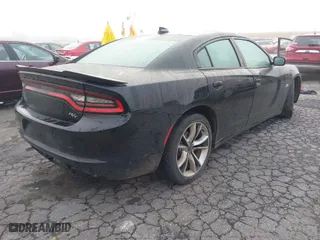 2015 Dodge Charger RT with VIN 2C3CDXCTXFH732483, listed as a IAAI auction lot 41037351 with 89,805 mi miles. Bid and sale history available at carsss.com. Image 4.