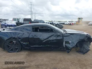 2018 Chevrolet Camaro 2SS with VIN 1G1FH1R70J0186772, listed as a IAAI auction lot 41569033 with Not provided miles and . Bid and sale history available at DreamBid. Image 14.
