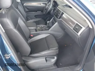 2019 Volkswagen Atlas SE с VIN 1V2UR2CA5KC518080, выставлен на аукционе IAAI как лот 42536031 с пробегом 117 618 миль миль и . История ставок и продаж доступна на DreamBid. Изображение 5.