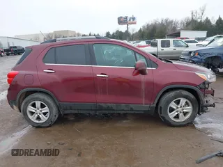 2017 Chevrolet Trax LT with VIN 3GNCJLSB3HL159787, listed as a IAAI auction lot 41450041 with 147,972 mi miles. Bid and sale history available at carsss.com. Image 14.