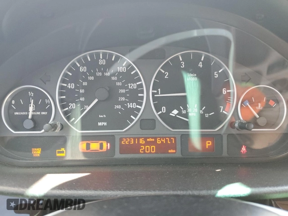 2005 BMW 3 Series 330i with VIN WBAEV53455KM41084, listed as a Copart auction lot 50338425 with 223,116 mi miles and Salvage title. Bid and sale history available at DreamBid. Image 9.