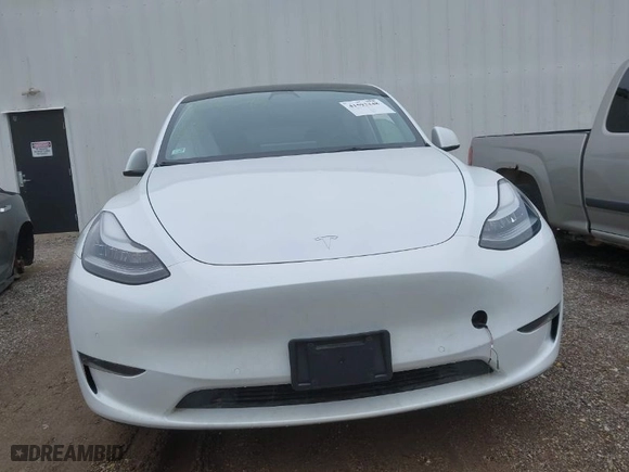 2022 Tesla Model Y Long Range with VIN 7SAYGDEE0NA012006, listed as a IAAI auction lot 41593348 with NaN miles. Bid and sale history available at carsss.com. Image 12.