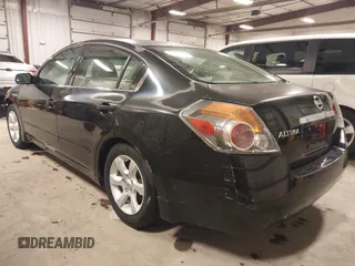 2007 Nissan Altima S with VIN 1N4AL21E77C144161, listed as a IAAI auction lot 42011479 with 175,942 mi miles and . Bid and sale history available at carsss.com. Image 3.