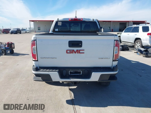 2018 GMC Canyon 4WD Denali with VIN 1GTG6EEN3J1262282, listed as a IAAI auction lot 41346221 with 104,348 mi miles. Bid and sale history available at carsss.com. Image 15.