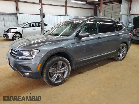 2021 Volkswagen Tiguan SE z VIN 3VV2B7AX6MM086605, wystawiony jako Copart lot #56351285 z przebiegiem 33 460 mil mil oraz Szkoda całkowita • Salvage title. Historia ofert i sprzedaży dostępna na DreamBid. Obrazek 1.