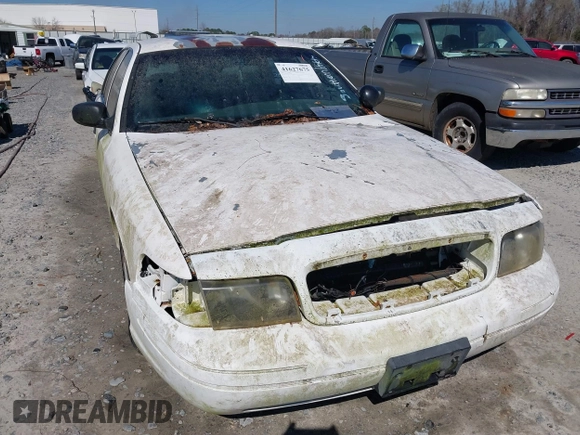 2007 Ford Police Interceptor с VIN 2FAFP71W07X136860, выставлен на аукционе IAAI как лот 41627675 с пробегом Не указан миль и . История ставок и продаж доступна на DreamBid. Изображение 6.
