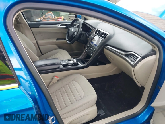 2020 Ford Fusion SE with VIN 3FA6P0HD8LR235608, listed as a IAAI auction lot 42099168 with 66,656 mi miles and . Bid and sale history available at DreamBid. Image 5.