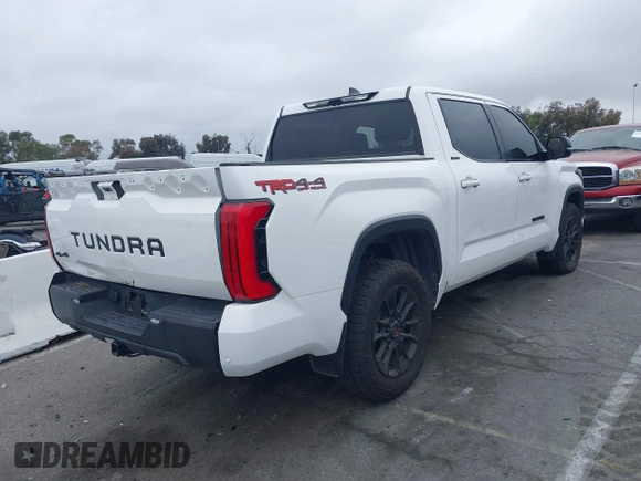 2024 Toyota Tundra Limited z VIN 5TFWA5DB2RX156299, wystawiony jako IAAI lot #42425471 z przebiegiem 41 874 mil mil oraz . Historia ofert i sprzedaży dostępna na DreamBid. Obrazek 4.