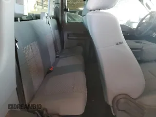 2014 Ford F-250 XLT с VIN 1FT7X2A61EEB67695, выставлен на аукционе Copart как лот 60859385 с пробегом 117 872 миль миль и Списание • Salvage title. История ставок и продаж доступна на DreamBid. Изображение 10.