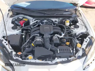 2024 Toyota GR86 TRUENO Edition with VIN JF1ZNBM17R9752784, listed as a IAAI auction lot 41262543 with 4,673 mi miles. Bid and sale history available at carsss.com. Image 10.