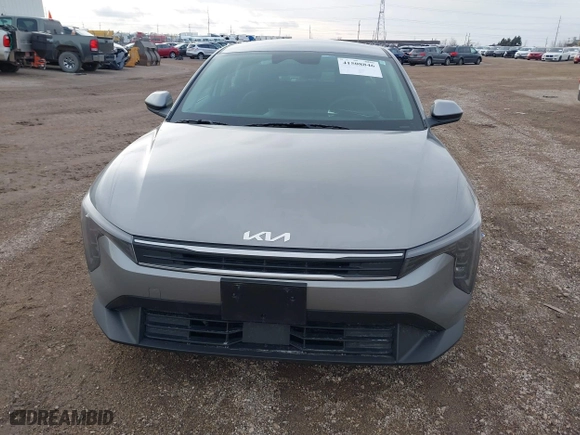 2025 Kia K4 LXS with VIN 3KPFT4DE3SE009462, listed as a IAAI auction lot 41508846 with 16,489 mi miles. Bid and sale history available at carsss.com. Image 12.