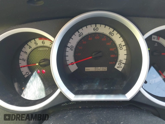 2015 Toyota Tacoma with VIN 5TFLU4EN9FX116262, listed as a IAAI auction lot 40515106 with 95,290 mi miles and . Bid and sale history available at DreamBid. Image 7.