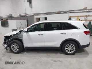 2018 Kia Sorento LX with VIN 5XYPGDA34JG360880, listed as a IAAI auction lot 41891431 with 90,996 mi miles. Bid and sale history available at carsss.com. Image 14.