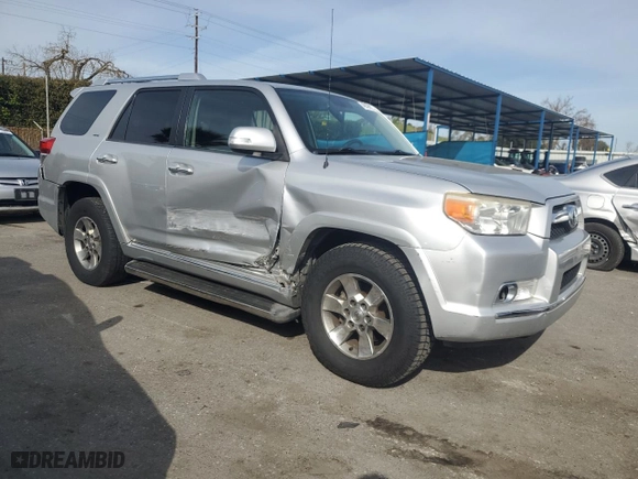 2011 Toyota 4Runner SR5 with VIN JTEZU5JR5B5016881, listed as a Copart auction lot 49498925 with 147,404 mi miles and Salvage Title. Bid and sale history available at carsss.com. Image 4.