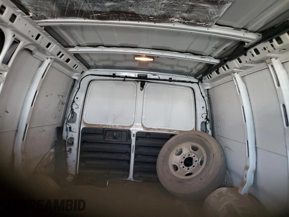 2008 Chevrolet Express Cargo Van with VIN 1GCGG25C981153233, listed as a Copart auction lot 75622054 with 242,920 mi miles and Salvage Title. Bid and sale history available at carsss.com. Image 10.