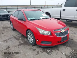 2014 Chevrolet Cruze LS with VIN 1G1PA5SG3E7144801, listed as a IAAI auction lot 41450069 with 69,508 mi miles and . Bid and sale history available at carsss.com. Image 1.