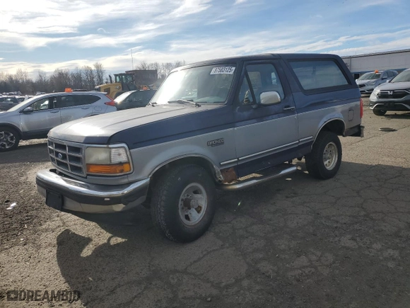 1994 Ford Bronco Custom with VIN 1FMEU15H6RLA30450, listed as a Copart auction lot 87583125 with 268,581 mi miles and Salvage Title. Bid and sale history available at carsss.com. Image 1.