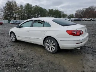 2009 Volkswagen CC Sport with VIN WVWML73C59E568123, listed as a Copart auction lot 48614015 with 186,591 mi miles and Clean Title. Bid and sale history available at DreamBid. Image 2.