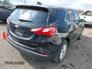 2018 Chevrolet Equinox LT with VIN 2GNAXSEV0J6248684, listed as a IAAI auction lot 41983808 with 121,191 mi miles and . Bid and sale history available at carsss.com. Image 4.
