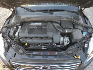 2015 Volvo XC60 T6 Platinum with VIN YV4902RM1F2662348, listed as a Copart auction lot 84502354 with 106,515 mi miles and Salvage Title. Bid and sale history available at carsss.com. Image 12.