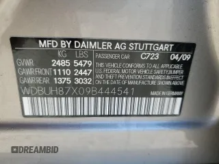 2009 Mercedes-Benz E 350 with VIN WDBUH87X09B444541, listed as a Copart auction lot 46111415 with 141,471 mi miles and Salvage Title. Bid and sale history available at DreamBid. Image 15.